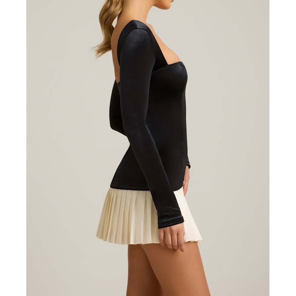 Oh Polly Black Velvet Square Neck Long Sleeve Pleated Mini Dress US 2 New - Picture 4 of 10